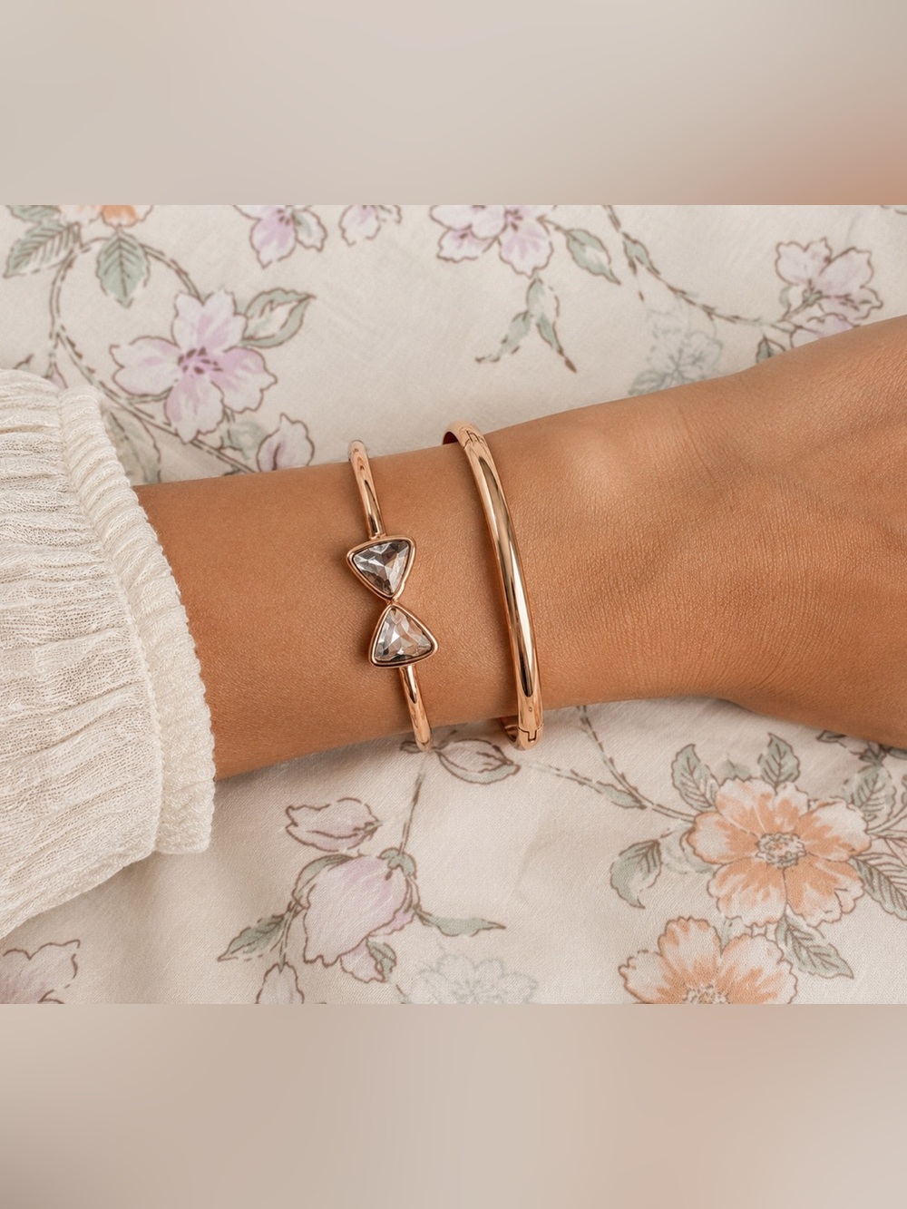 BCBGeneration Bow Cuff & Milor Gold Toned Hinged Bangle Bracelet Set | Rose Gold